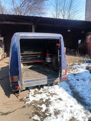 Синий ИЖ 2717 Ода, объемом двигателя 0 л и пробегом 250 тыс. км за 1400 $, фото 6 на Automoto.ua