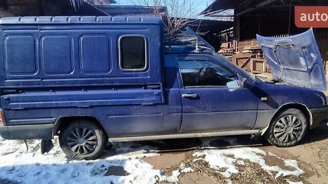 Синий ИЖ 2717 Ода, объемом двигателя 0 л и пробегом 250 тыс. км за 1400 $, фото 3 на Automoto.ua