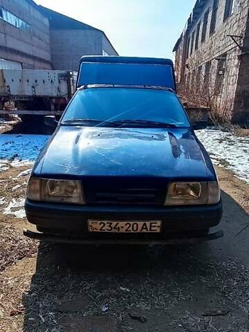 Синий ИЖ 2717 Ода, объемом двигателя 0 л и пробегом 250 тыс. км за 1400 $, фото 8 на Automoto.ua