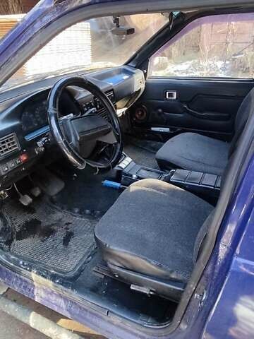 Синий ИЖ 2717 Ода, объемом двигателя 0 л и пробегом 250 тыс. км за 1400 $, фото 7 на Automoto.ua