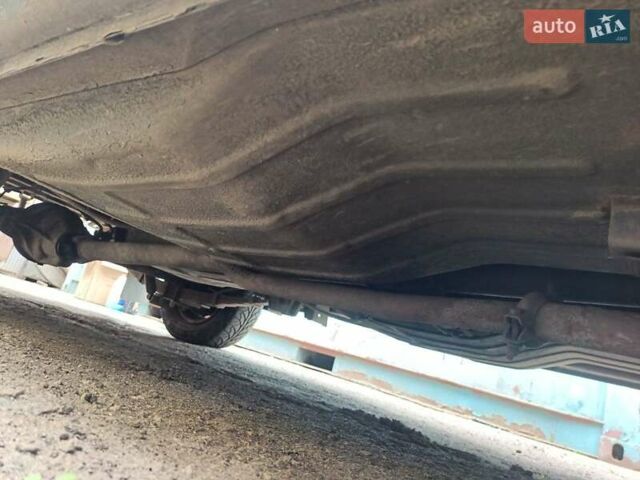 Синий ИЖ 2717 Ода, объемом двигателя 1.57 л и пробегом 350 тыс. км за 970 $, фото 12 на Automoto.ua