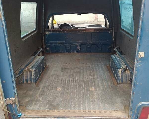 Синий ИЖ 2717 Ода, объемом двигателя 1.57 л и пробегом 350 тыс. км за 970 $, фото 9 на Automoto.ua