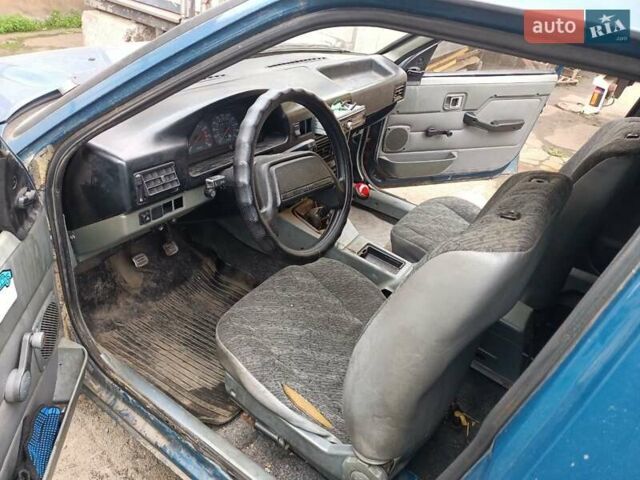 Синий ИЖ 2717 Ода, объемом двигателя 1.57 л и пробегом 350 тыс. км за 970 $, фото 7 на Automoto.ua