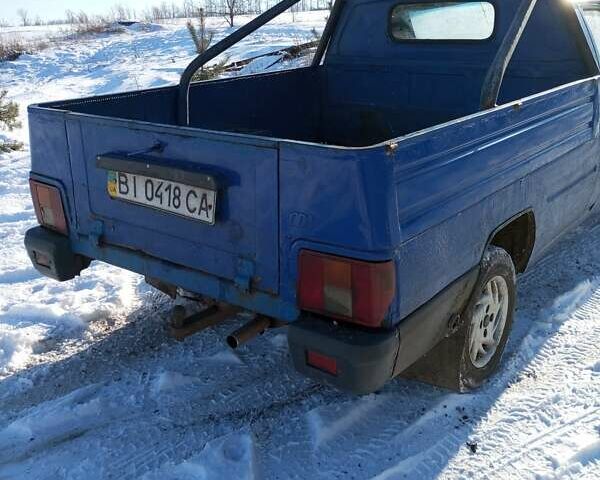 Синий ИЖ 2717 Ода, объемом двигателя 1.57 л и пробегом 77 тыс. км за 1086 $, фото 6 на Automoto.ua