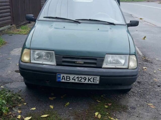 Зеленый ИЖ 2717 Ода, объемом двигателя 1.6 л и пробегом 73 тыс. км за 1360 $, фото 1 на Automoto.ua