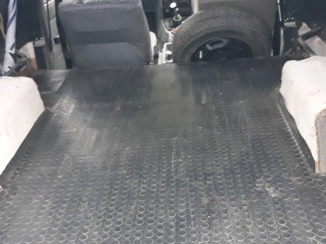 Зеленый ИЖ 2717 Ода, объемом двигателя 1.6 л и пробегом 73 тыс. км за 1360 $, фото 7 на Automoto.ua