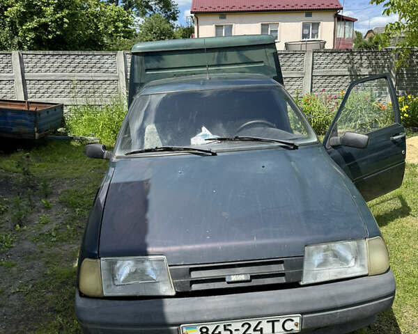 Зеленый ИЖ 2717 Ода, объемом двигателя 0 л и пробегом 229 тыс. км за 750 $, фото 1 на Automoto.ua
