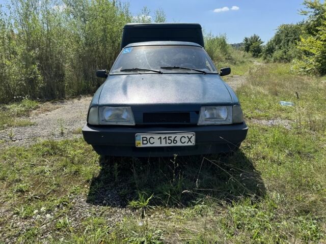 Зелений ІЖ 2717 Ода, об'ємом двигуна 1.6 л та пробігом 250 тис. км за 1200 $, фото 2 на Automoto.ua