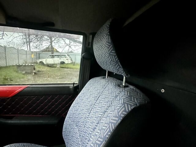 Зелений ІЖ 2717 Ода, об'ємом двигуна 1.6 л та пробігом 119 тис. км за 2100 $, фото 6 на Automoto.ua