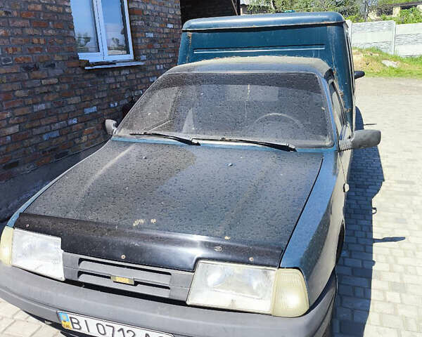 Зеленый ИЖ 2717 Ода, объемом двигателя 1.6 л и пробегом 80 тыс. км за 850 $, фото 1 на Automoto.ua