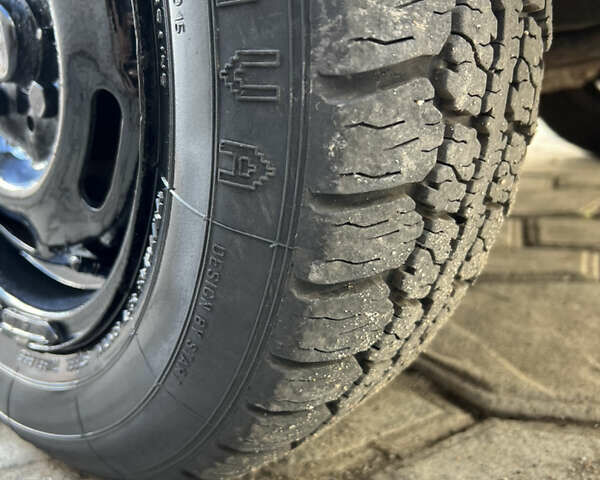 Зеленый ИЖ 2717 Ода, объемом двигателя 1.6 л и пробегом 250 тыс. км за 700 $, фото 9 на Automoto.ua
