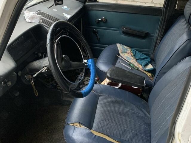 Белый ИЖ 412, объемом двигателя 1.5 л и пробегом 1 тыс. км за 360 $, фото 5 на Automoto.ua