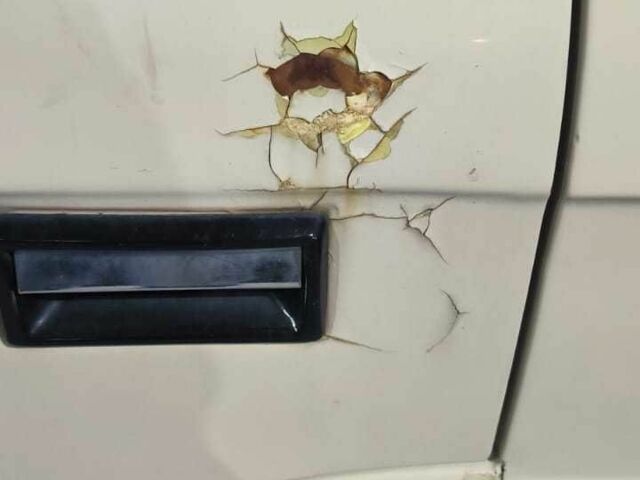 Бежевый ИЖ 412, объемом двигателя 0 л и пробегом 81 тыс. км за 1500 $, фото 16 на Automoto.ua