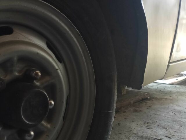 Серый ИЖ 412, объемом двигателя 1.6 л и пробегом 130 тыс. км за 524 $, фото 3 на Automoto.ua