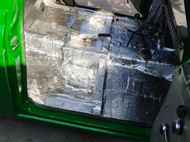 Зелений ІЖ 412, об'ємом двигуна 1.3 л та пробігом 5 тис. км за 600 $, фото 1 на Automoto.ua