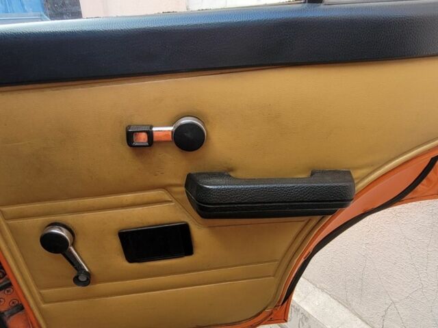 Оранжевый ИЖ 412, объемом двигателя 0 л и пробегом 75 тыс. км за 500 $, фото 7 на Automoto.ua