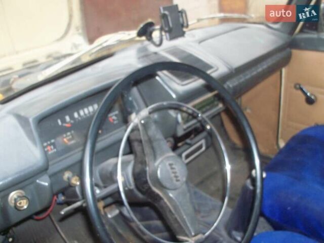Бежевий ІЖ 412 ИЭ, об'ємом двигуна 1.5 л та пробігом 39 тис. км за 1067 $, фото 6 на Automoto.ua
