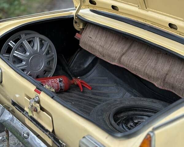 Бежевый ИЖ 412 ИЭ, объемом двигателя 1.5 л и пробегом 325 тыс. км за 500 $, фото 34 на Automoto.ua