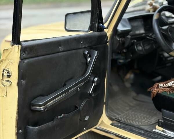 Бежевый ИЖ 412 ИЭ, объемом двигателя 1.5 л и пробегом 325 тыс. км за 500 $, фото 10 на Automoto.ua