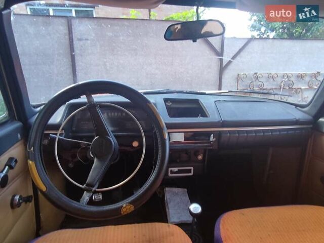 Красный ИЖ 412 ИЭ, объемом двигателя 1.4 л и пробегом 92 тыс. км за 600 $, фото 8 на Automoto.ua