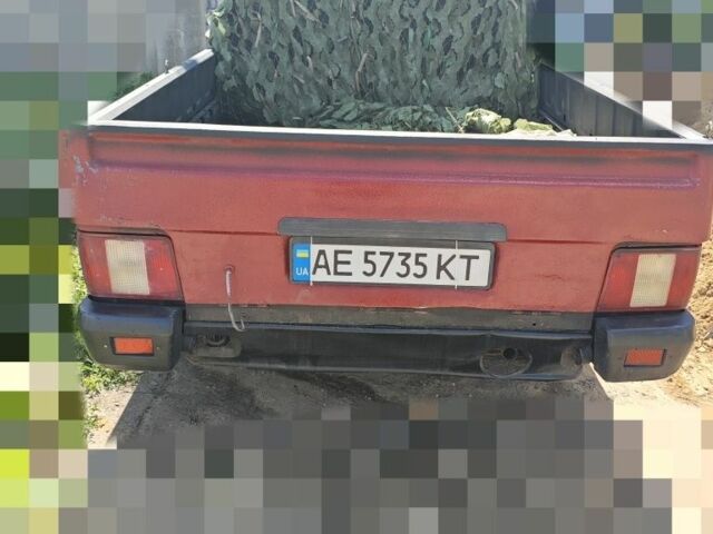 ИЖ Другая 2007 в Изюме на Automoto.ua Красный ИЖ Другая, объемом двигателя 1.6 л и пробегом 70 тыс. км за 954 $, фото 4 на Automoto.ua