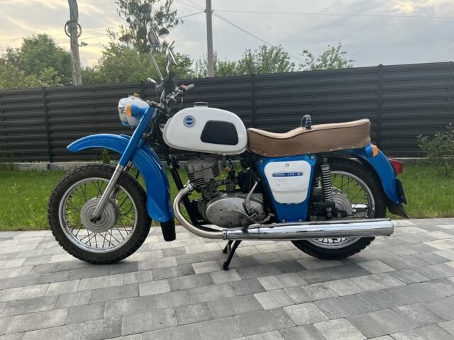 ИЖ Другая, объемом двигателя 2.3 л и пробегом 0 тыс. км за 750 $, фото 1 на Automoto.ua