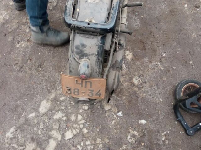 ИЖ Другая, объемом двигателя 2.3 л и пробегом 0 тыс. км за 4000 $, фото 4 на Automoto.ua