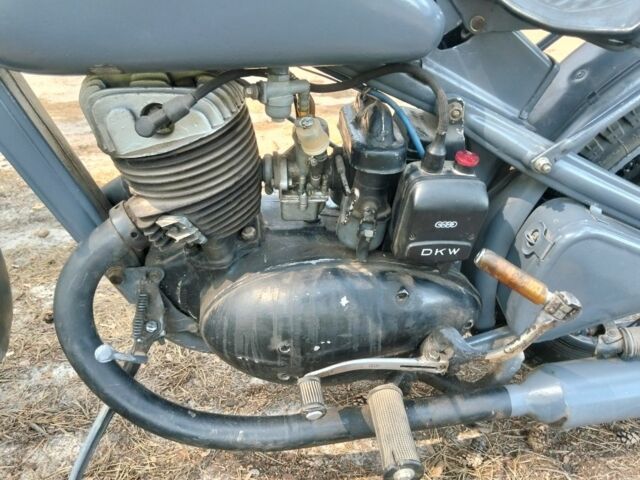 ИЖ Другая 1950 в Сумах на Automoto.ua ИЖ Другая, объемом двигателя 0.35 л и пробегом 0 тыс. км за 4900 $, фото 3 на Automoto.ua