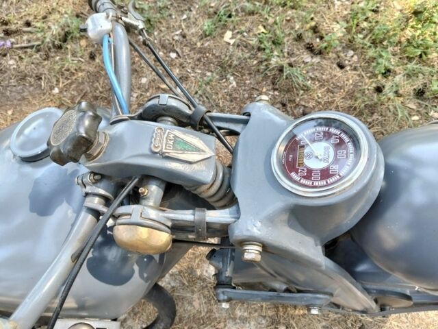 ИЖ Другая 1950 в Сумах на Automoto.ua ИЖ Другая, объемом двигателя 0.35 л и пробегом 0 тыс. км за 4900 $, фото 6 на Automoto.ua