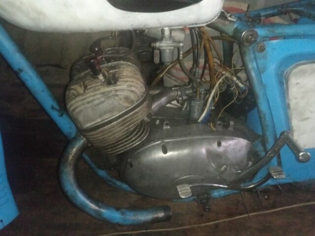 ИЖ Другая, объемом двигателя 0.35 л и пробегом 0 тыс. км за 120 $, фото 1 на Automoto.ua