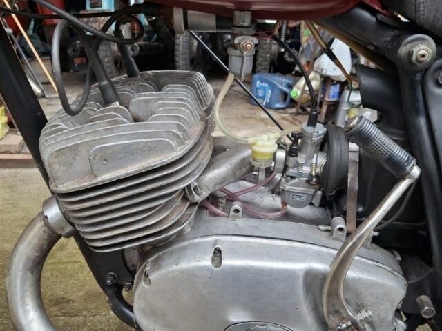 ИЖ Другая 1978 в Черкассах на Automoto.ua ИЖ Другая, объемом двигателя 0 л и пробегом 0 тыс. км за 27 $, фото 3 на Automoto.ua