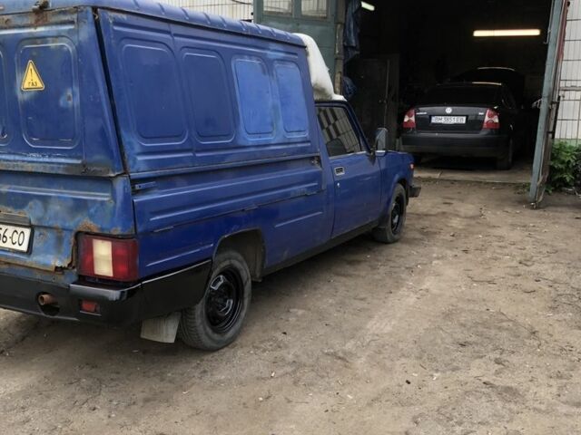 Синий ИЖ Другая, объемом двигателя 1.6 л и пробегом 70 тыс. км за 800 $, фото 4 на Automoto.ua