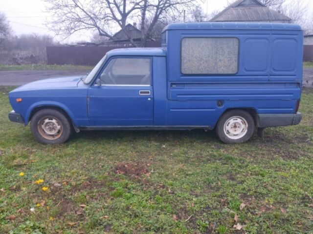 Синий ИЖ Другая, объемом двигателя 1.6 л и пробегом 200 тыс. км за 1200 $, фото 1 на Automoto.ua