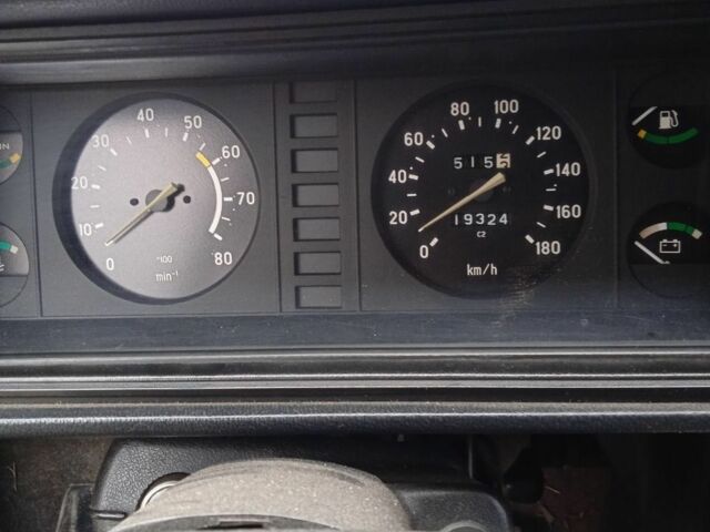 Зелений ІЖ Інша, об'ємом двигуна 1.6 л та пробігом 120 тис. км за 2200 $, фото 5 на Automoto.ua