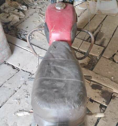 Червоний ІЖ Планєта 5, об'ємом двигуна 0.35 л та пробігом 17 тис. км за 200 $, фото 5 на Automoto.ua