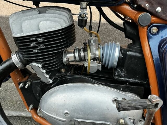 ИЖ Планета, объемом двигателя 0.35 л и пробегом 0 тыс. км за 350 $, фото 1 на Automoto.ua