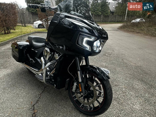 Черный Индиан Challenger, объемом двигателя 1.81 л и пробегом 18 тыс. км за 22000 $, фото 10 на Automoto.ua