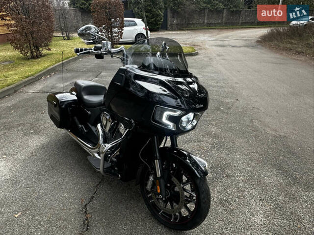 Черный Индиан Challenger, объемом двигателя 1.81 л и пробегом 18 тыс. км за 22000 $, фото 9 на Automoto.ua