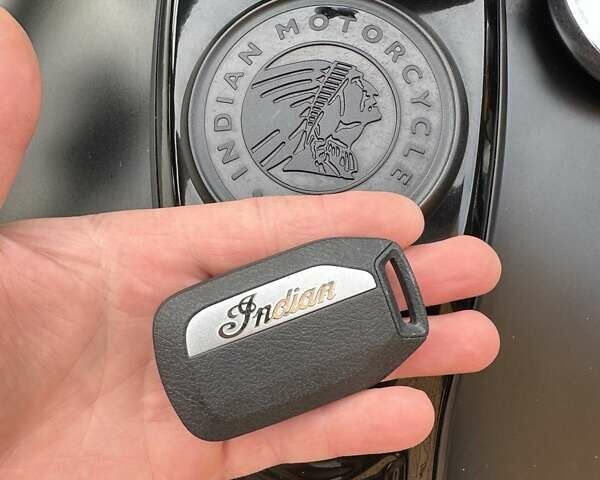 Черный Индиан Chief Dark Horse, объемом двигателя 0 л и пробегом 6 тыс. км за 18500 $, фото 5 на Automoto.ua