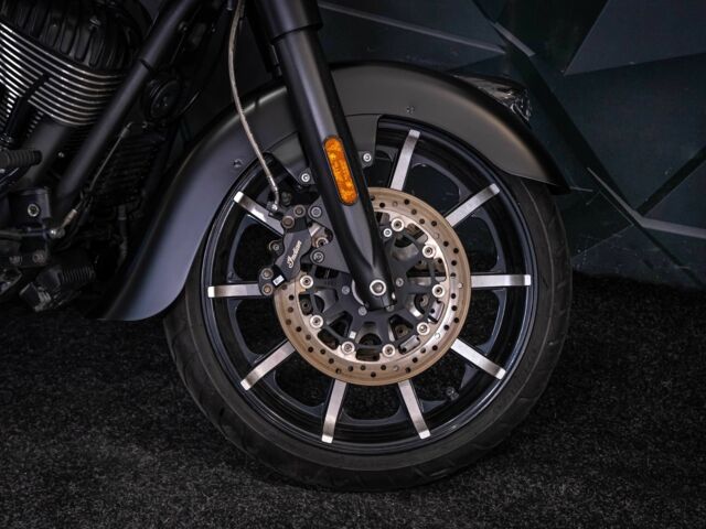 Индиан Chieftain, объемом двигателя 1.89 л и пробегом 0 тыс. км за 20000 $, фото 8 на Automoto.ua