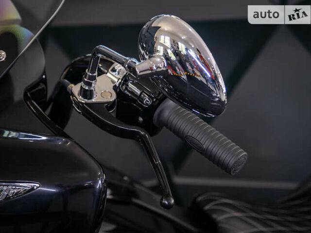 Чорний Індіан Roadmaster, об'ємом двигуна 1.81 л та пробігом 22 тис. км за 32000 $, фото 16 на Automoto.ua