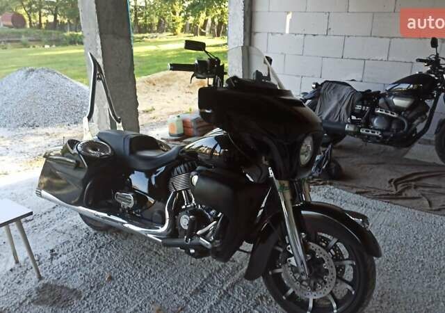 Чорний Індіан Roadmaster, об'ємом двигуна 1.89 л та пробігом 50 тис. км за 17000 $, фото 5 на Automoto.ua