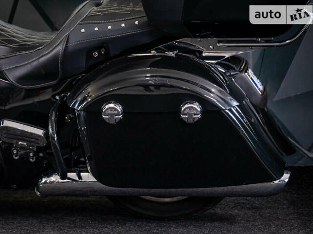 Чорний Індіан Roadmaster, об'ємом двигуна 1.81 л та пробігом 22 тис. км за 32000 $, фото 11 на Automoto.ua