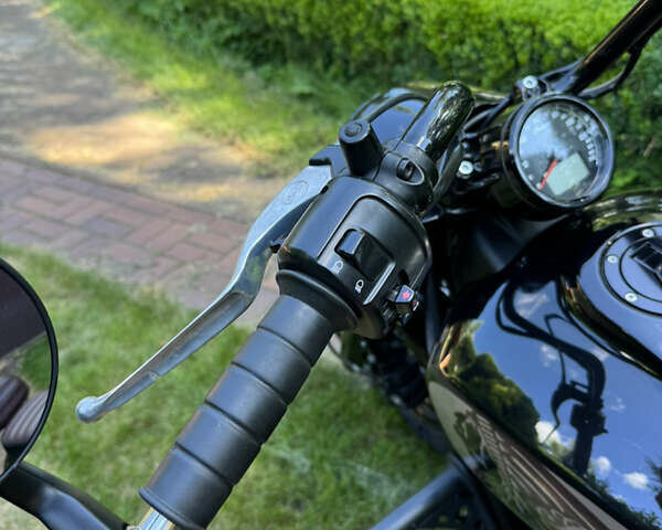 Чорний Індіан Scout, об'ємом двигуна 1.13 л та пробігом 16 тис. км за 15200 $, фото 47 на Automoto.ua