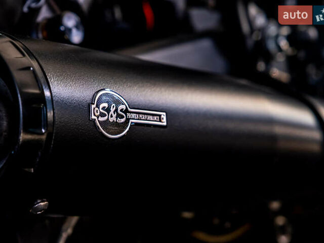 Черный Индиан Scout  Bobber , объемом двигателя 1.1 л и пробегом 19 тыс. км за 18000 $, фото 10 на Automoto.ua