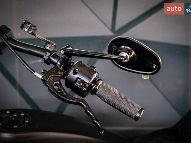 Черный Индиан Scout  Bobber , объемом двигателя 1.1 л и пробегом 19 тыс. км за 18000 $, фото 7 на Automoto.ua