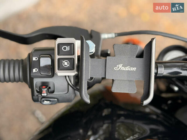 Чорний Індіан Scout  Bobber , об'ємом двигуна 1.13 л та пробігом 1 тис. км за 14950 $, фото 5 на Automoto.ua