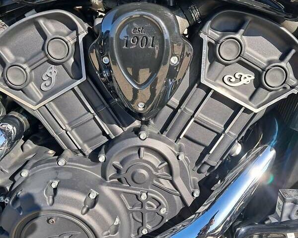 Черный Индиан Scout Sixty, объемом двигателя 1 л и пробегом 8 тыс. км за 12000 $, фото 2 на Automoto.ua