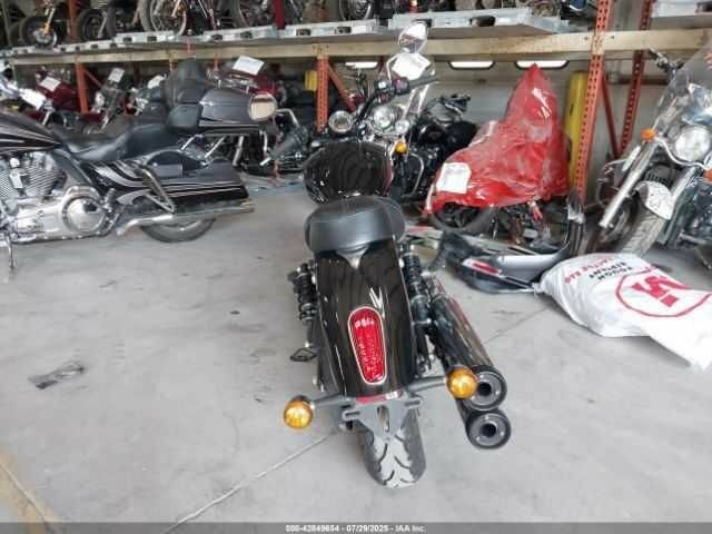 Индиан Scout Sixty, объемом двигателя 1 л и пробегом 0 тыс. км за 4000 $, фото 5 на Automoto.ua