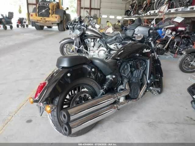 Индиан Scout Sixty, объемом двигателя 1 л и пробегом 0 тыс. км за 4000 $, фото 3 на Automoto.ua